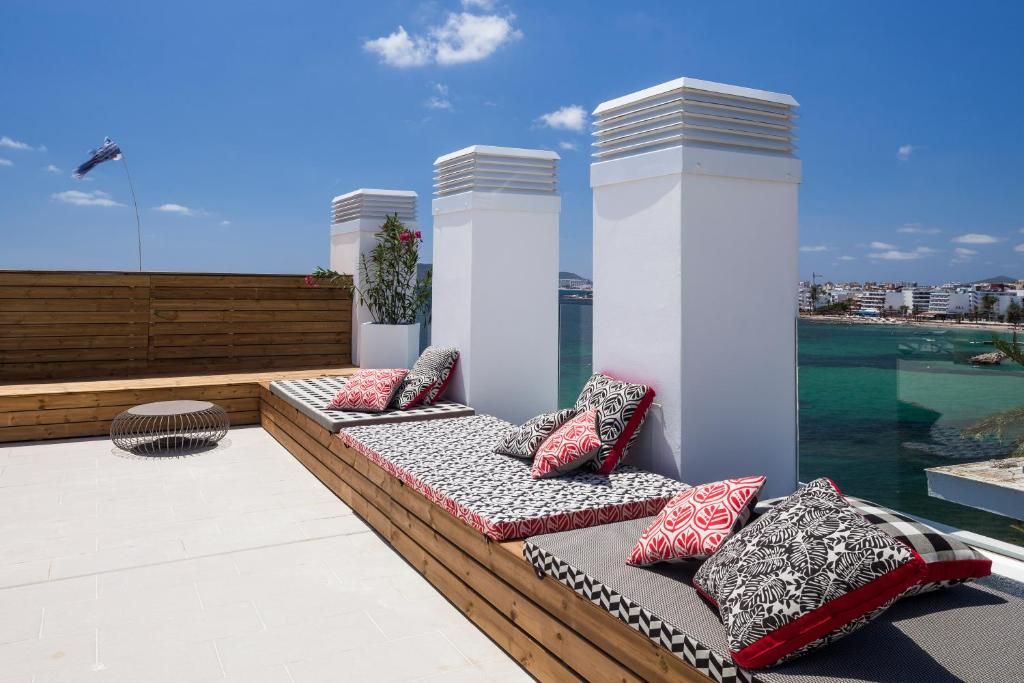 Sud Ibiza Suites фото 7