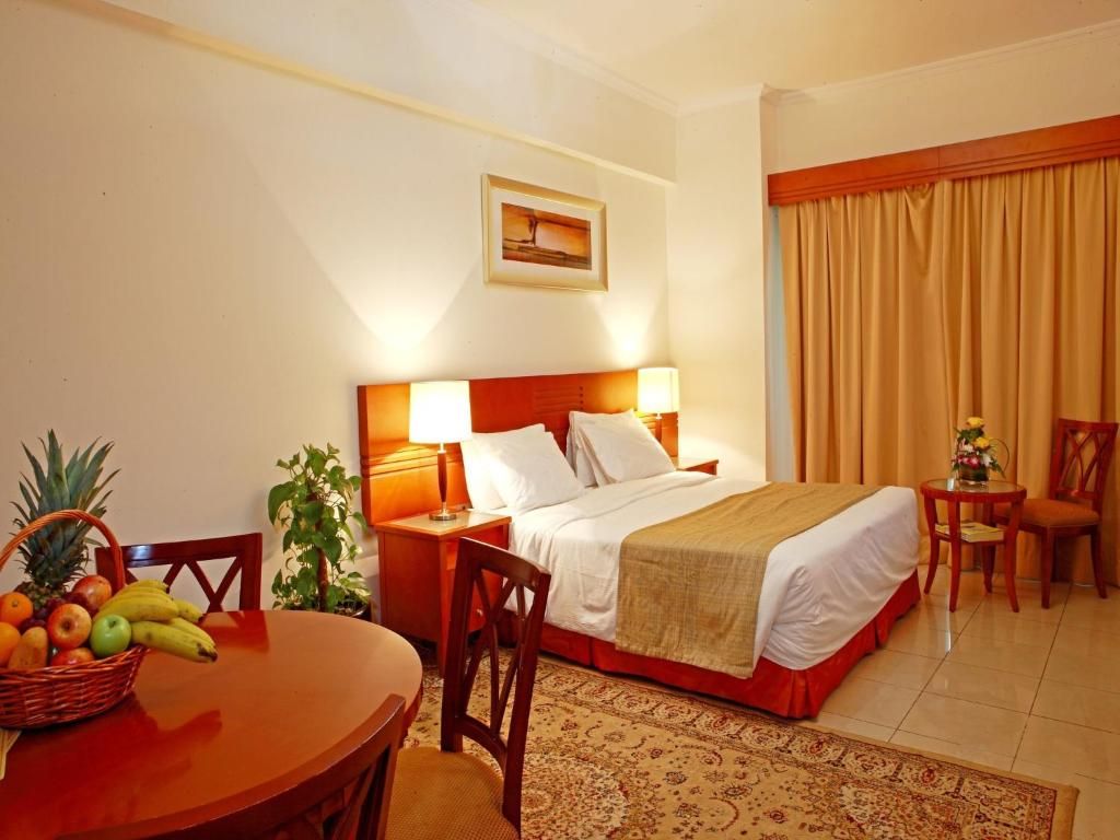 Rose Garden Hotel Apartments - Bur Dubai фото 7