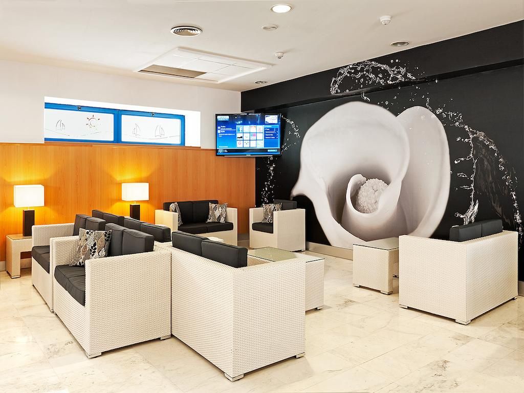 Tahiti Playa Suites фото 20