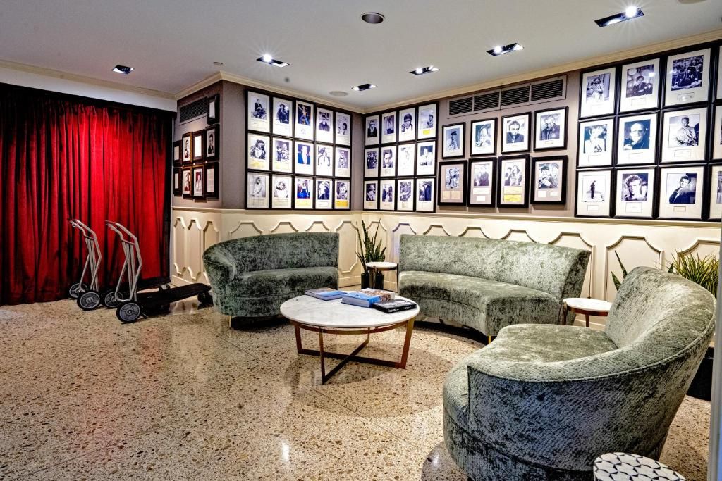 Best Western PLUS Hollywood Hills Hotel фото 44