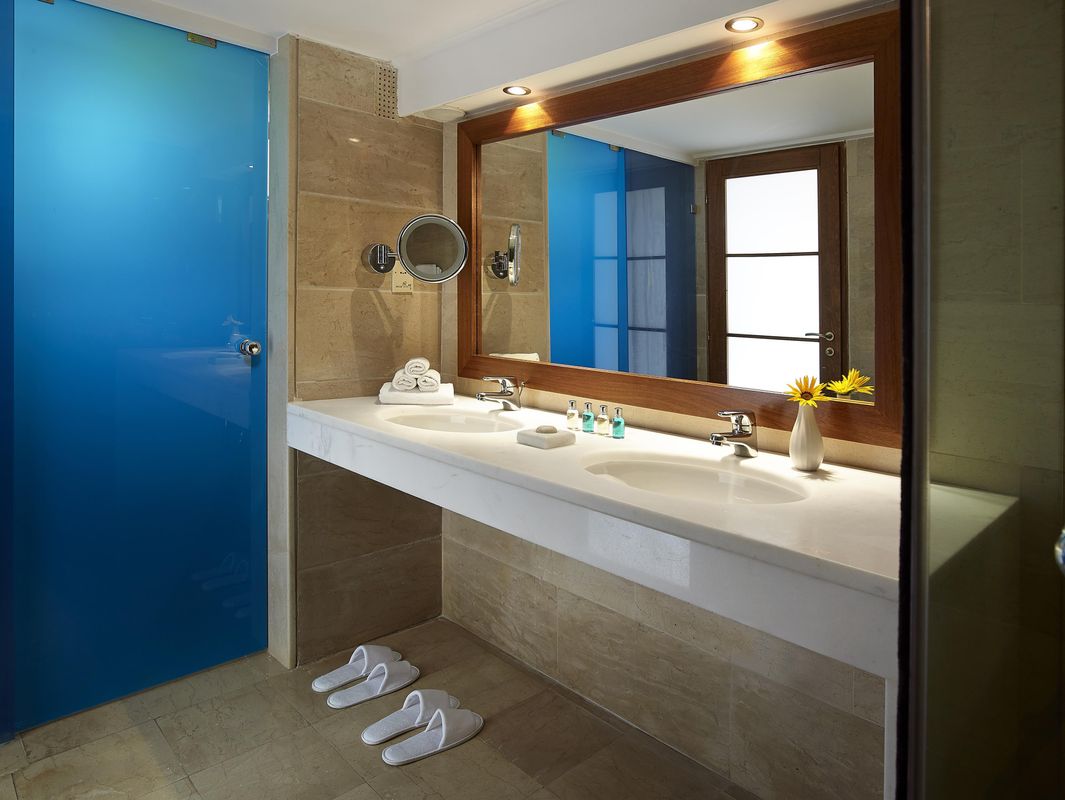 St. Nicolas Bay Resort Hotel & Villas фото 59