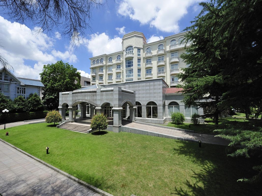 Hong Qiao State Guest фото 7