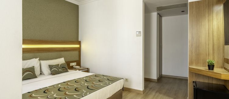 Фото отеля La Brisa Hotel