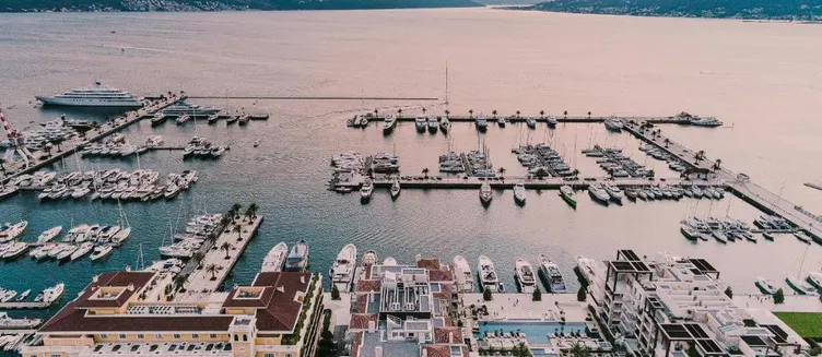 Фото отеля Regent Porto Montenegro