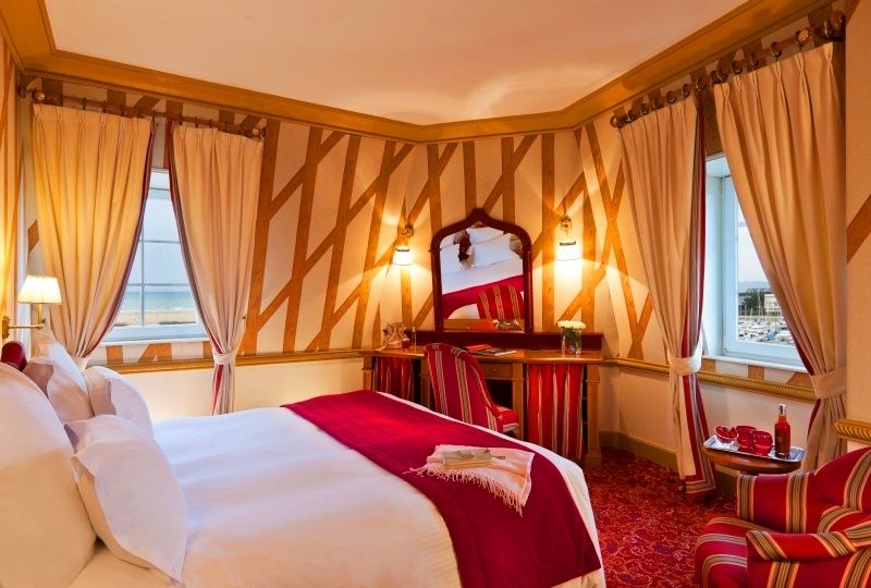 Hôtel Barrière Le Normandy фото 11