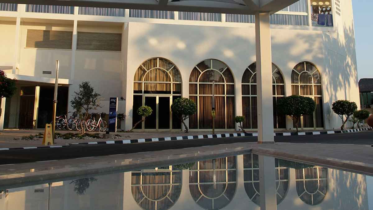 The Leonardo Laura Beach Hotel фото 10