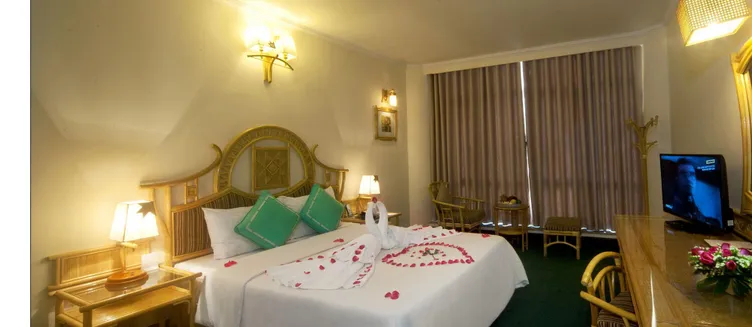 Фото отеля Silk Path Grand Hue Hotel & Spa