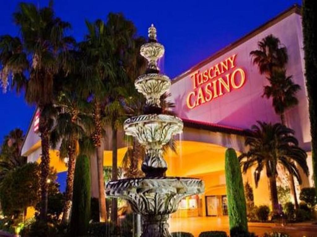 Tuscany Resort & Suites фото 0