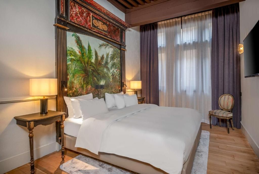 Hotel Cour Des Loges фото 44