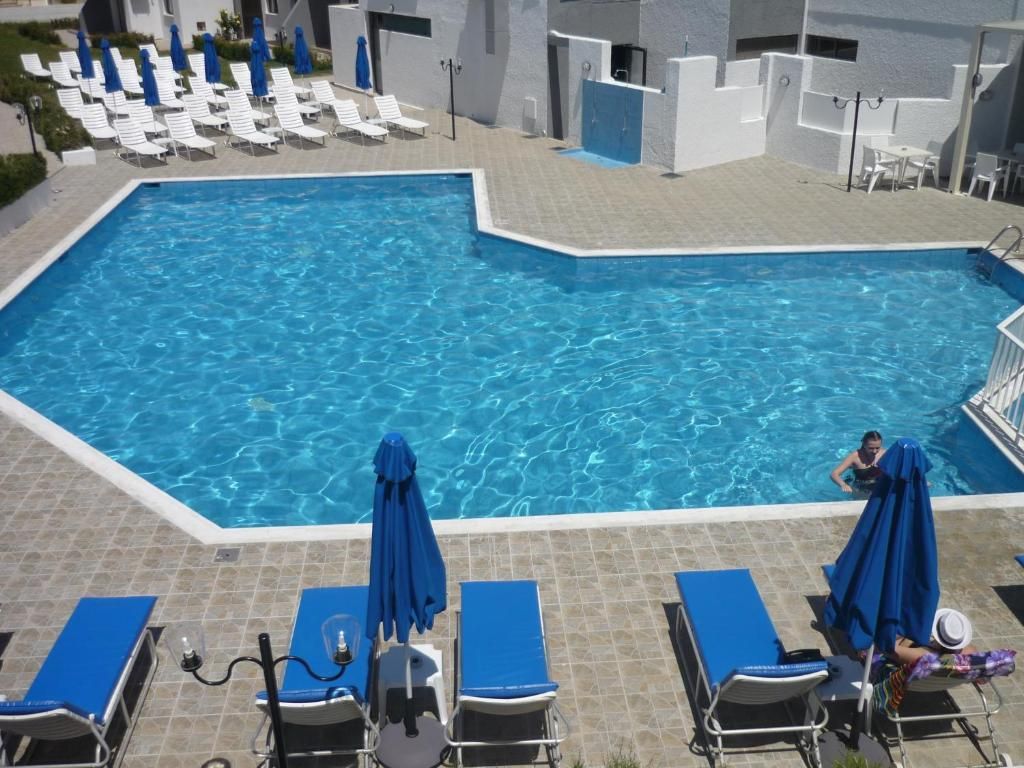 Penelope Beach Hotel фото 3