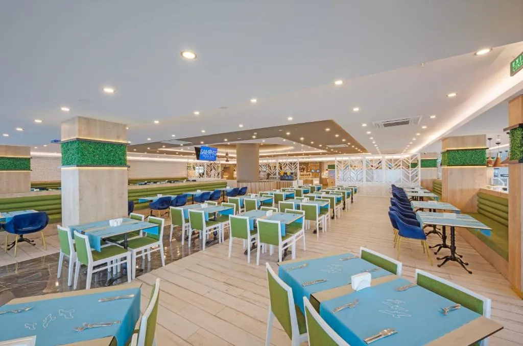 Sailor's Beach Club фото 11