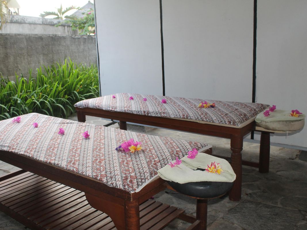 Puri Saron Hotel Senggigi фото 12