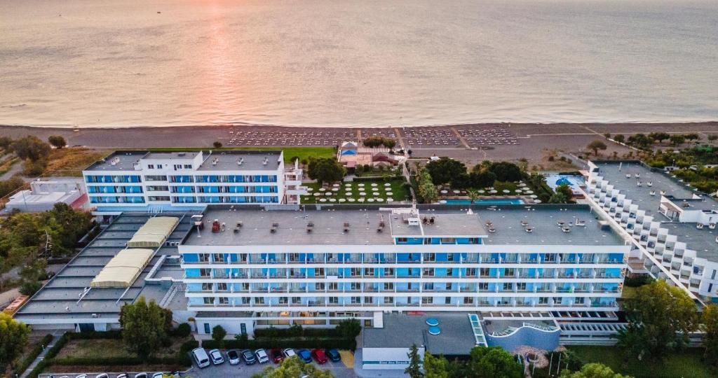 Blue Sea Beach Resort фото 32
