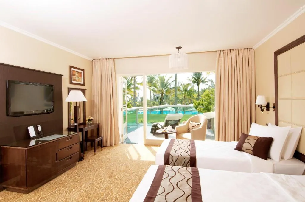 Sea Links Beach Hotel фото 2