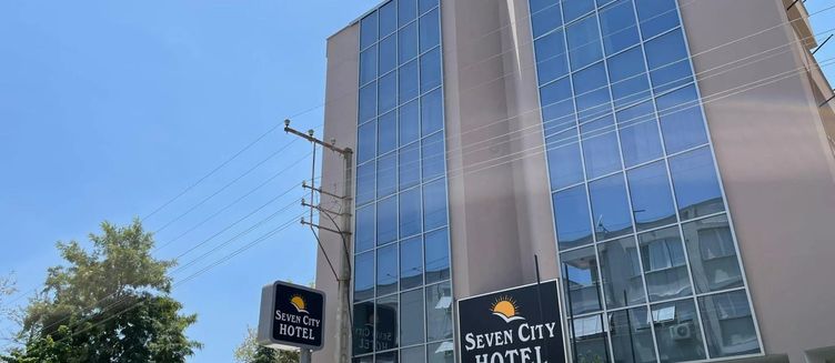 Фото отеля Seven City Hotel