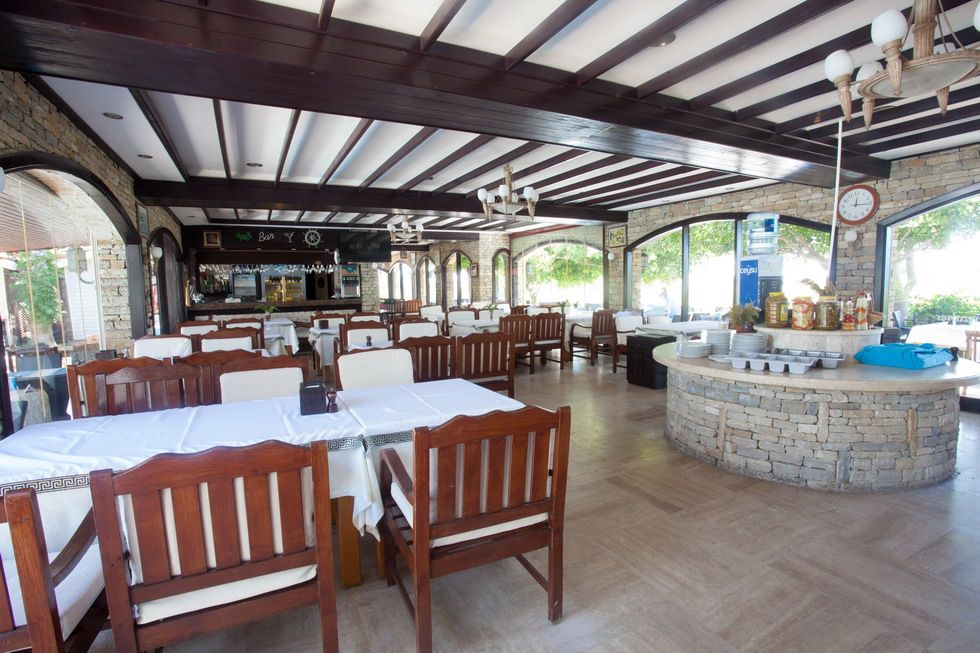 Leda Beach Hotel фото 9