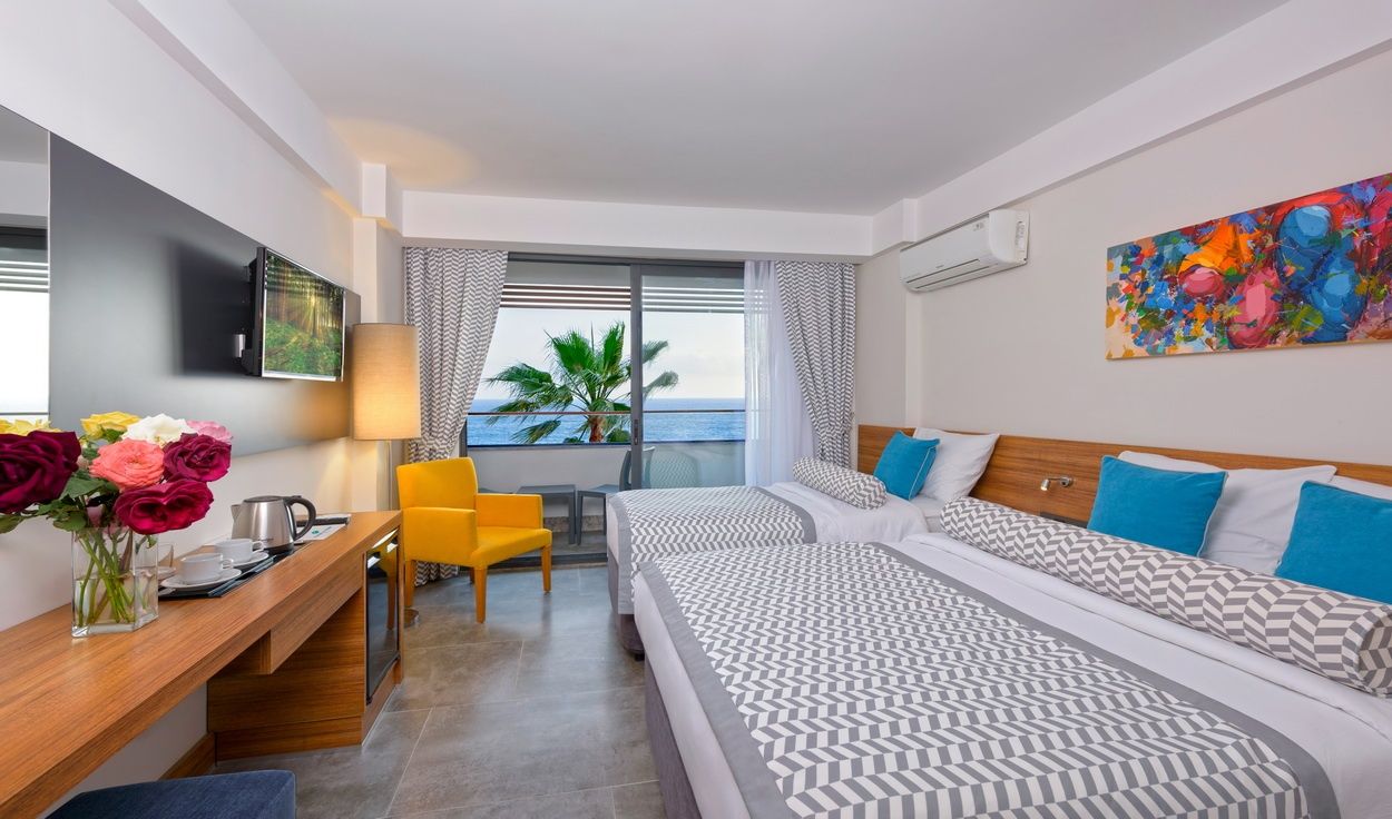 Floria Beach Hotel фото 3