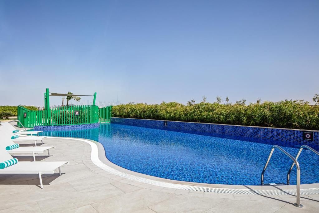 Holiday Inn & Suites Dubai Science Park фото 4