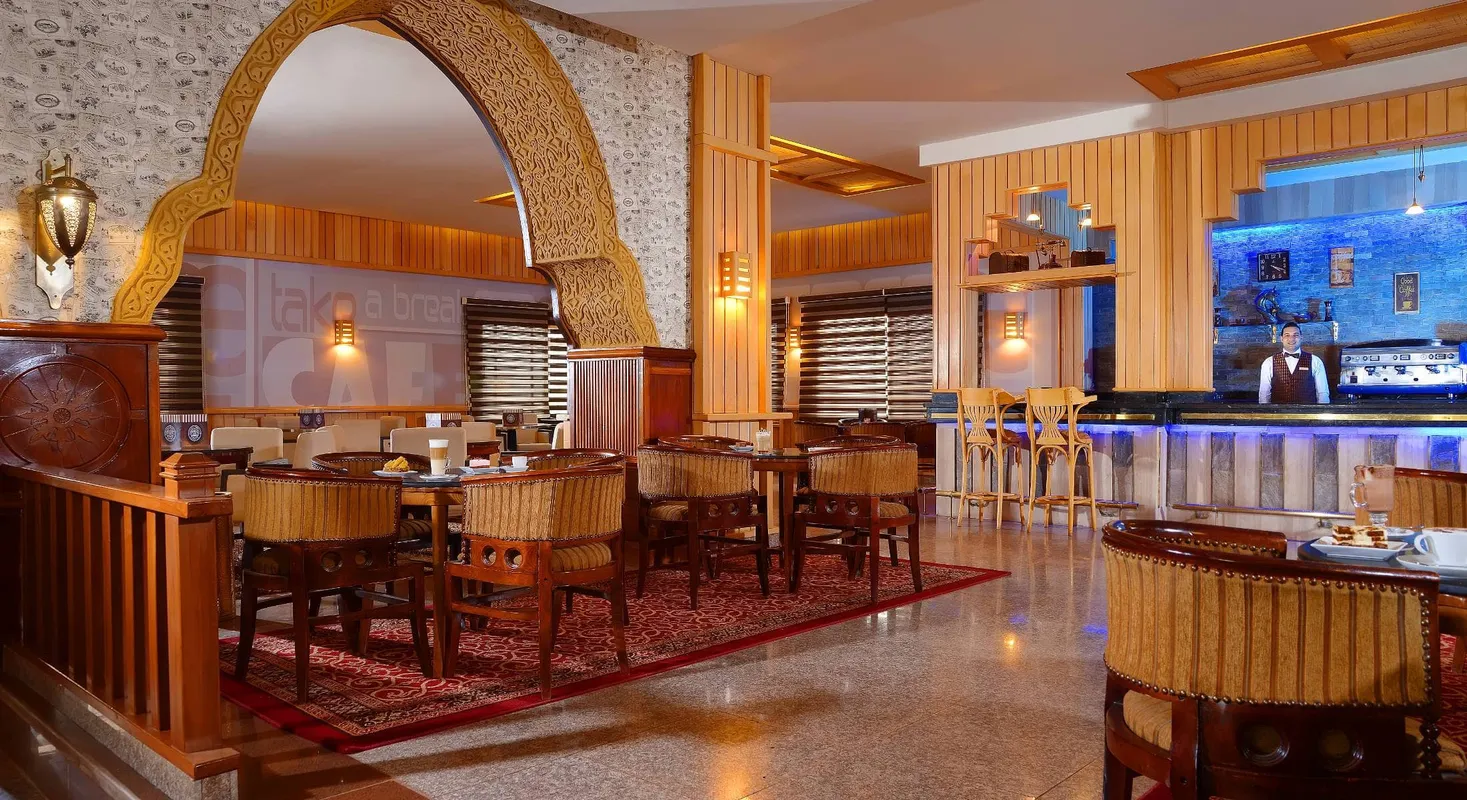 Pickalbatros Palace Resort (Hurgada) фото 16