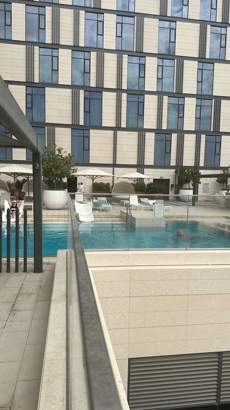 Holiday Inn Dubai Al Maktoum Airport фото 51
