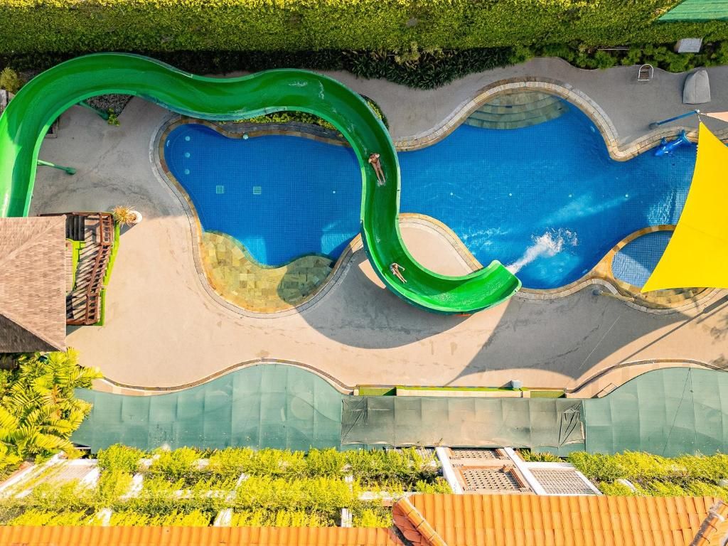 Prime Plaza Suites Sanur - Bali фото 41