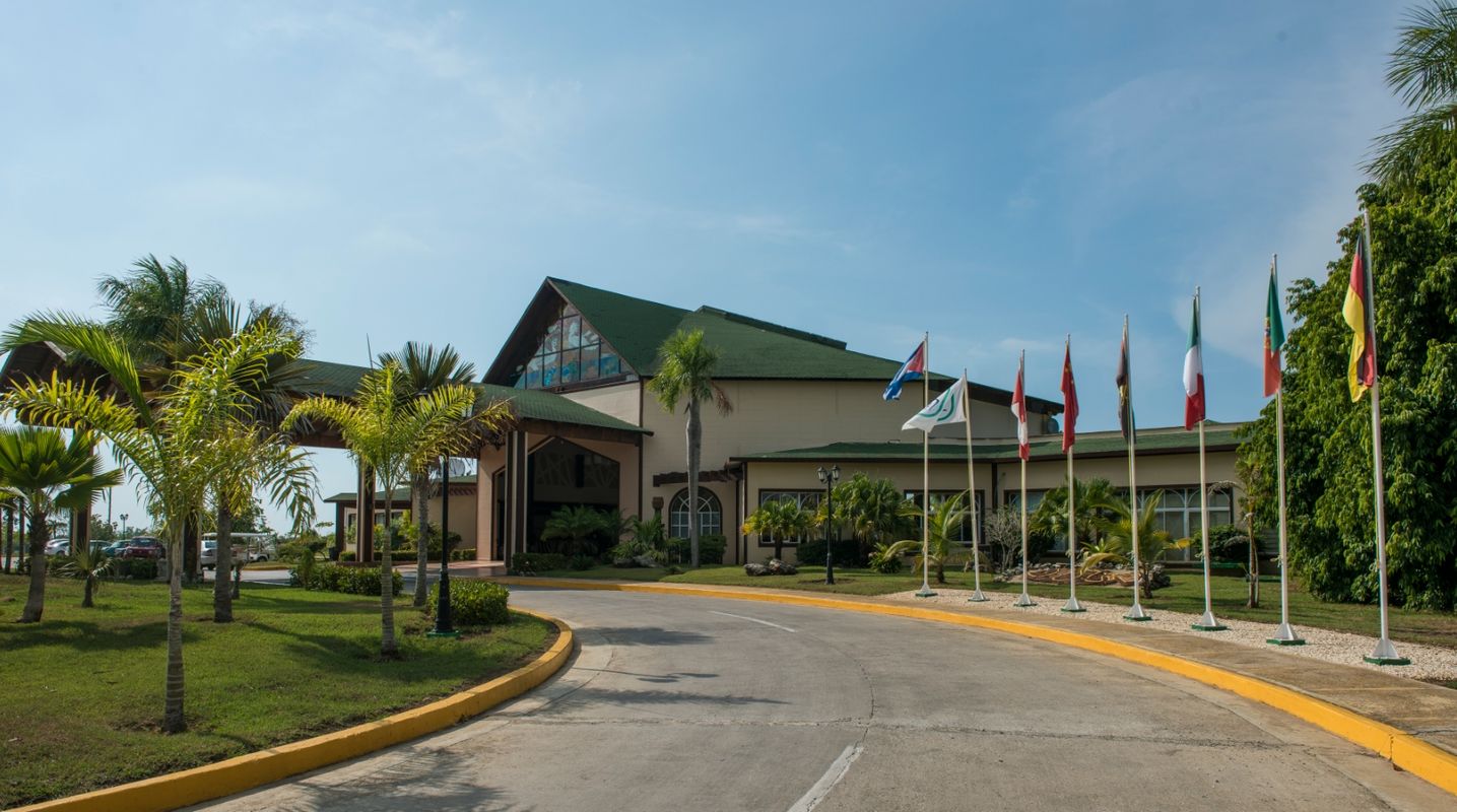 Hotel Playa Coco фото 1