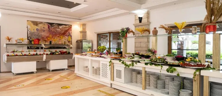 Фото отеля Tiana Beach Resort