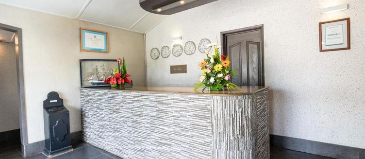 Фото отеля Le Grand Bleu Hotel