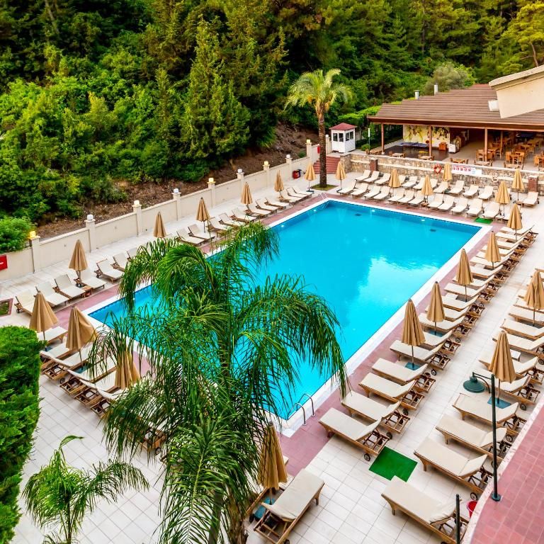 Julian Forest Suites фото 40
