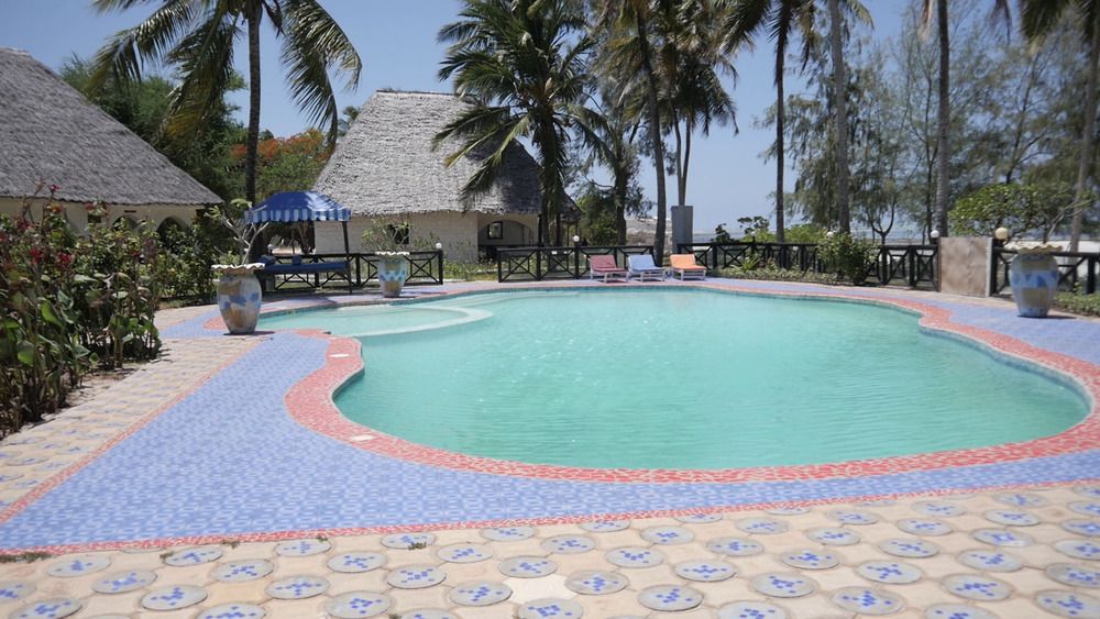Mermaids Cove Beach Resort & Spa фото 9