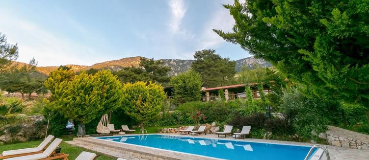 Фото отеля Olympos Mountain Lodge