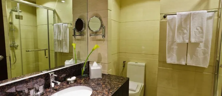 Фото отеля Ramada Manila Central Hotel