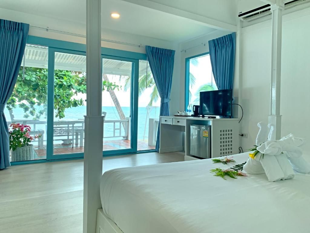 Sand Sea Beach Resort фото 41