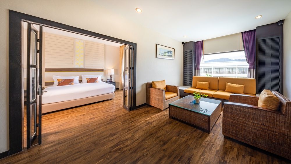 Deevana Plaza Phuket фото 75