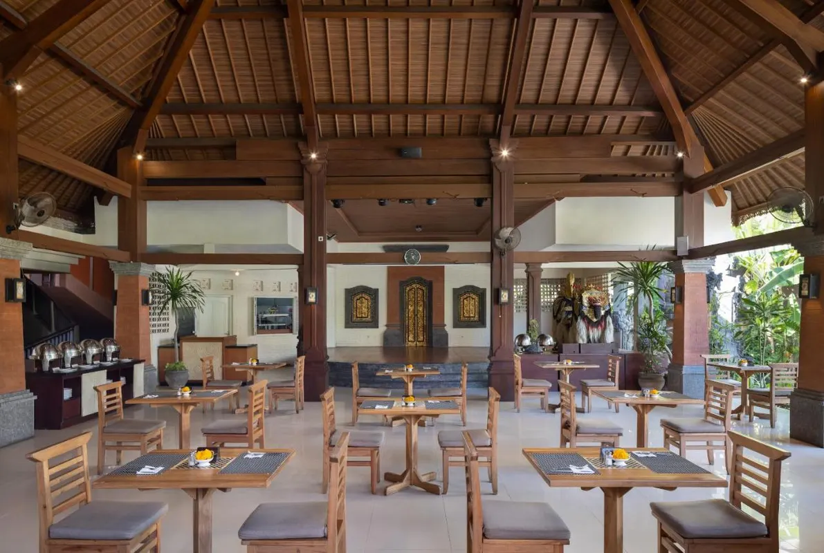 Adi Dharma Hotel Kuta фото 11