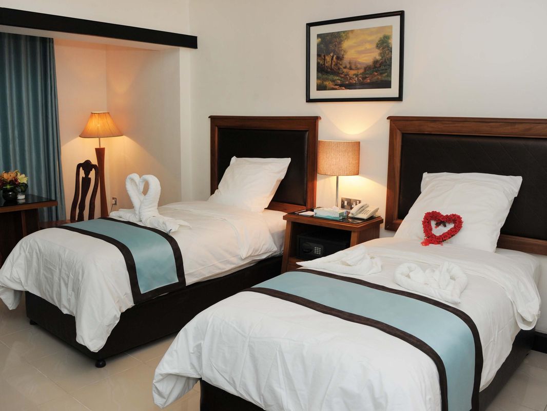 Raed Hotel Suites фото 9