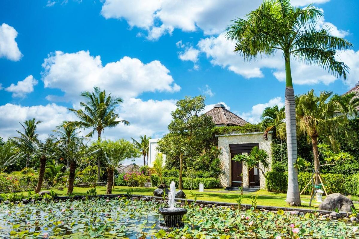 Samabe Bali Suites & Villas фото 2