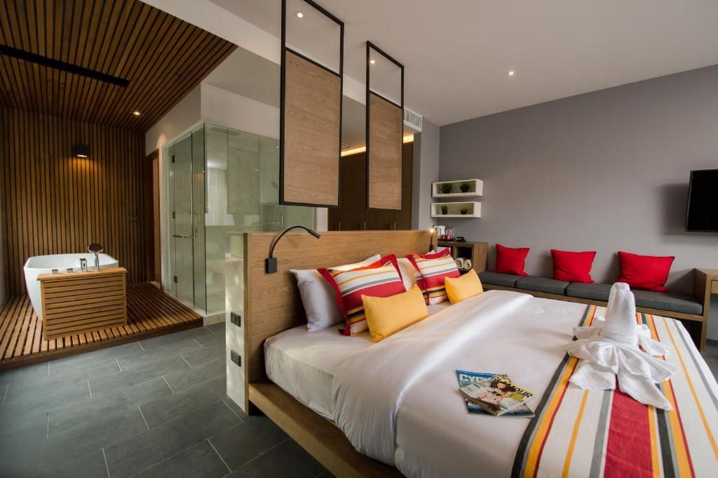 The Gallery Hotel Nai Harn фото 16