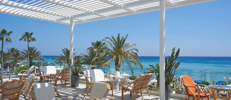 Фото отеля Sunrise Beach Hotel