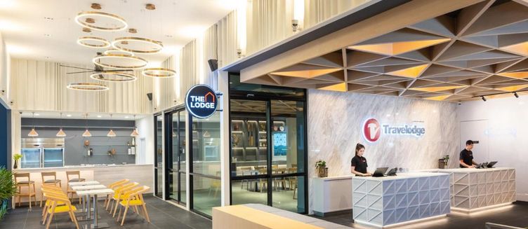 Фото отеля Travelodge Phuket Town