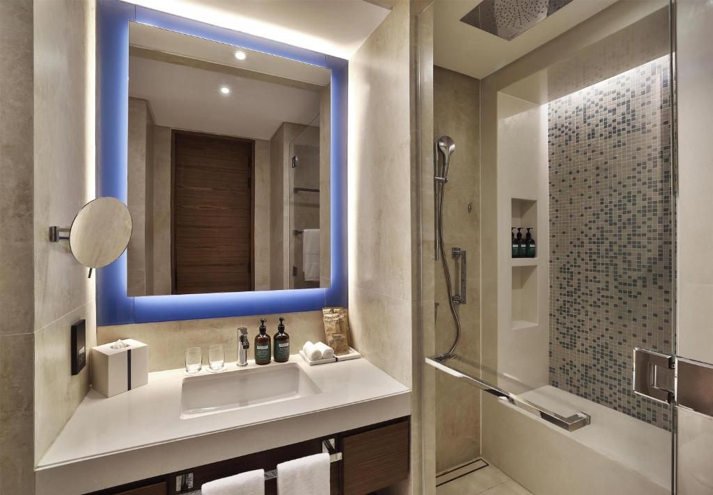 Tumbi Hotel Dubai The Palm, Tapestry Collection by Hilton фото 35