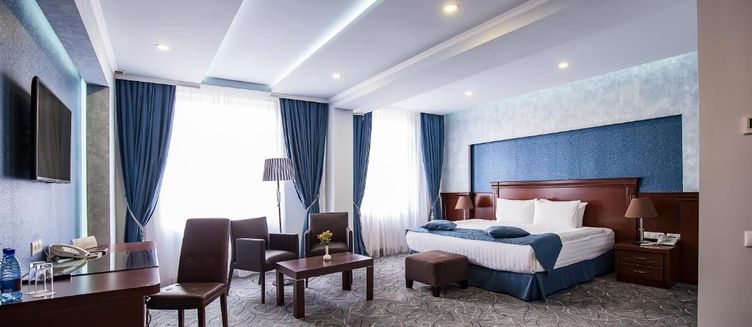 Фото отеля Central Hotel