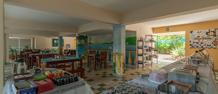 Фото отеля TreeHouse Blue Hotel & Serviced Apartments