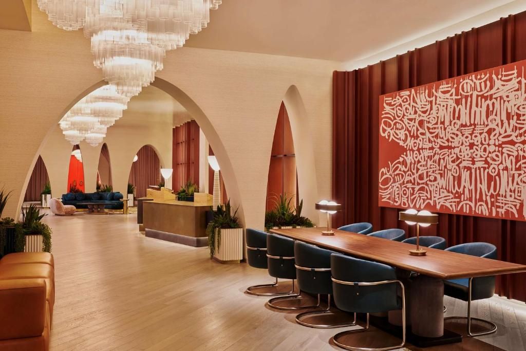 Virgin Hotels Las Vegas, Curio Collection by Hilton фото 23