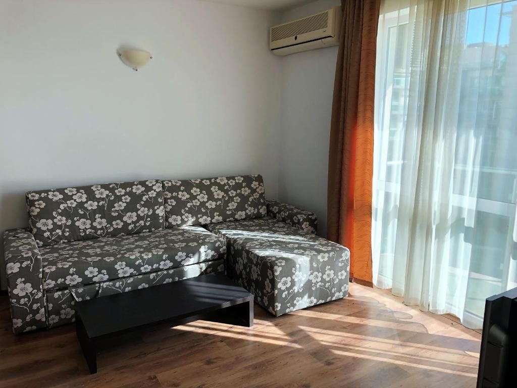 Clara Aparthotel & Residence фото 1