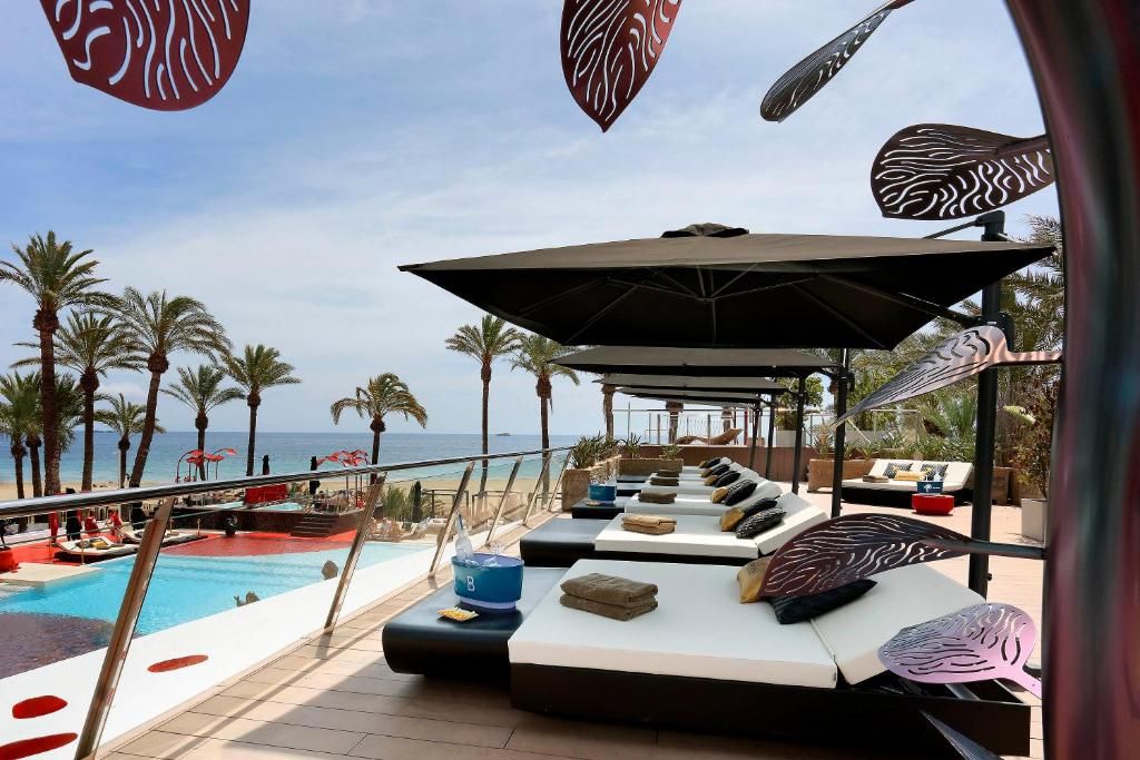 Ushuaia Ibiza Beach Hotel (Adults Only) фото 15