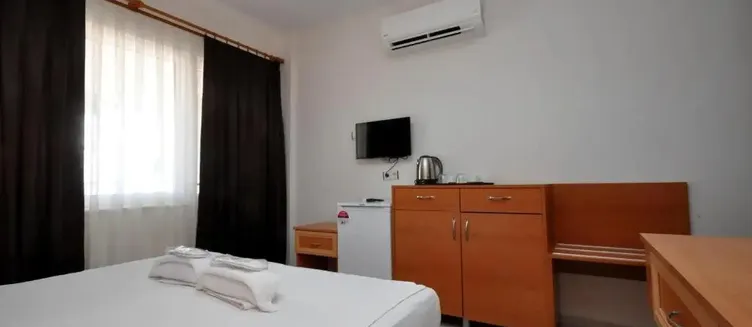 Фото отеля Lale Hotel