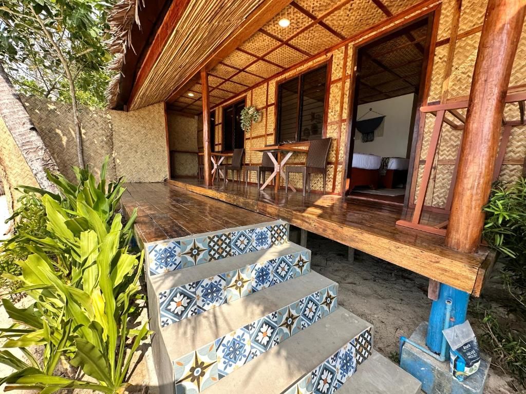 El Nido Beach Huts фото 20