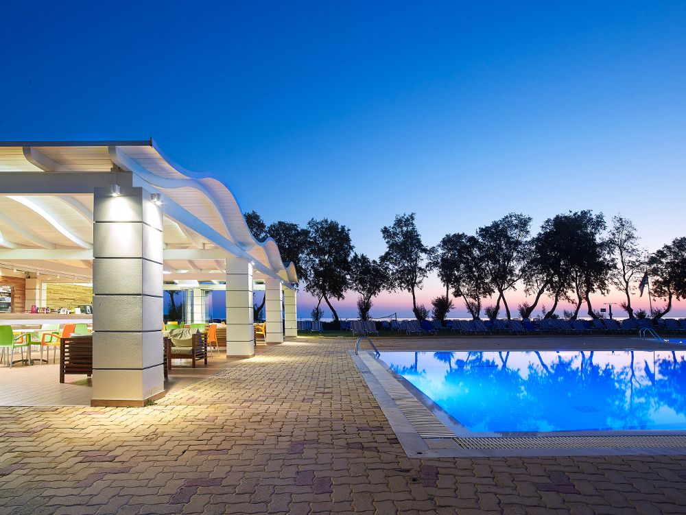 Malia Bay Beach Hotel & Bungalows фото 7