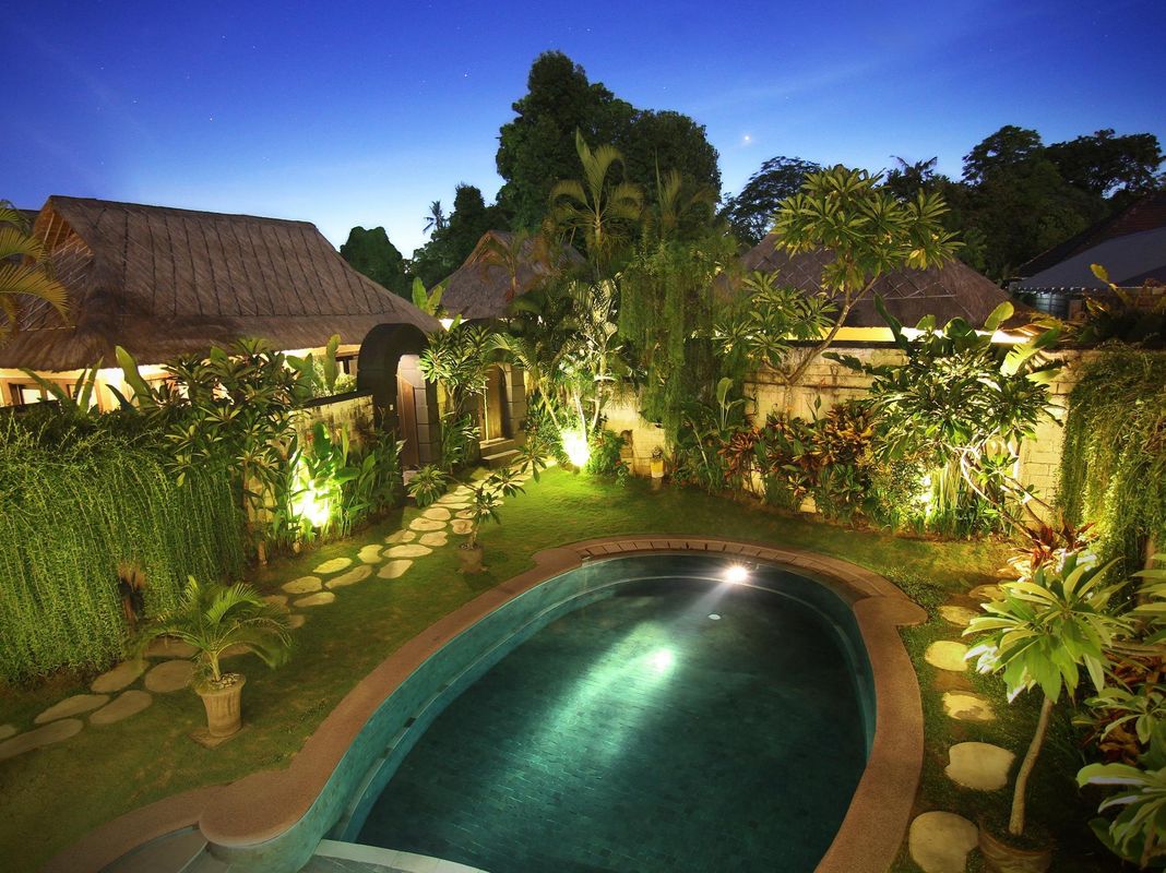 The Seminyak Suite Private Villa фото 8